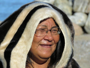 Visiting Traditional Inuit Villages - Karen Bass & Neil Nightingale