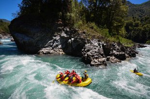 rafting-bariloche-boat-lake-district-argentina-patagonia.jpg