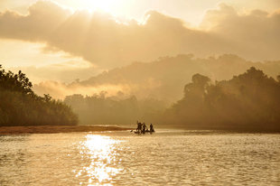Traditional Fishermen on the Karawari River