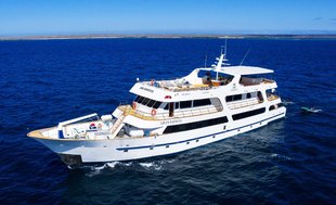 yacht-odyssey-galapagos-wildlife-yacht-safari.jpg