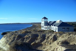 accommodation-peninsula-valdes-puerto-madryn.jpg