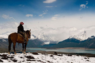 horse-riding-estancia-glacier-view-argentina-patagonia-hiking-walking-holiday.jpg