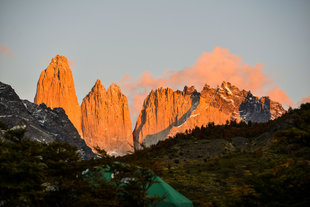 sunrise-torres-del-paine-patagonia-chile-wilderness-wildlife-holiday.jpg