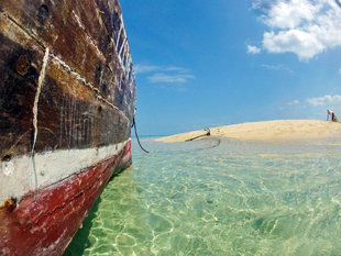 Sand Banks in Mafia Island - Ralph Pannell