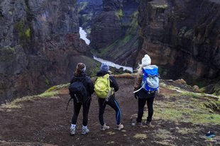 Laugavegur-hiking-trail-highlands-iceland.jpg