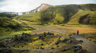 landmannalaugar-trekking-tour-iceland-super-jeep.jpg