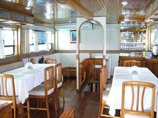 Aida Maria Dining Room