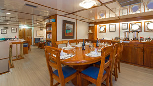 dining area bar library Beluga Galapagos Wildlife Yacht Safari.jpg