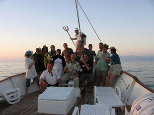 group-Samba-galapagos-wildlife-marine-life-Sailing-motor-yacht-safari.jpg