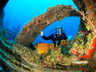 Wreck Diving in the Cayman Islands