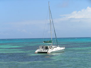 seychelles-boat-island-wildlife-yact lodge safari charlotte caffrey.jpg