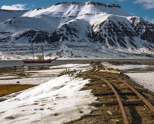 Mining Tracks in Spitsbergen - Steven Ashworth