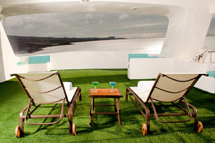 deck-sun-lounger-galaxy-yacht-galapagos-wildlife-safari.jpg