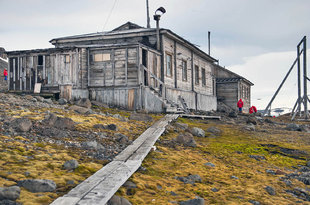Hut on Franz Josef Land