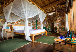 Premium Ecolodge Accommodation at Kyambura