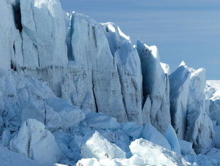 Glacier-may-arctic-lawrence-pinkney.jpg