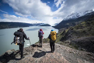 Trek a Mirador Grey Torres del paine Patagonia.jpg