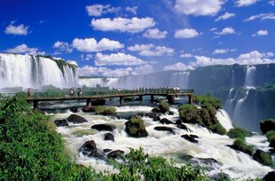 brazil-argentina-falls-iguazu.jpg
