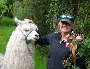 Charlotte & the Llama