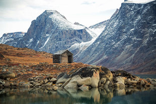 pangnirtung-fjord-canada-northwest-passage-baffin-island-expedition-cruise-inuit-culture-canadian-high-arctic-wildlife-travel-holiday-vacation-photography-acacia-johnson.jpg