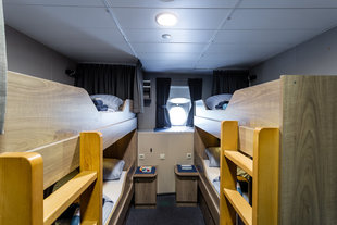 Plancius Quadruple Cabin