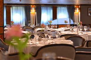 Hebridean Sky Dining Room