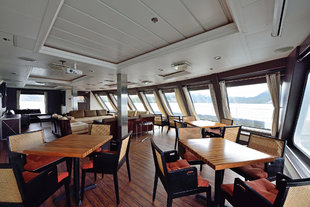 Stella Australis Yamana Lounge