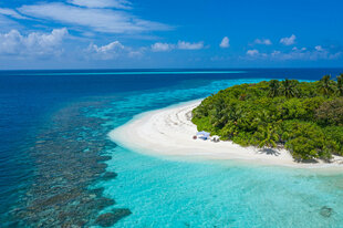 Beach at Ayada Maldives Resort on Huvadhu Atoll