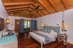 Jacuzzi Beach Villa at Vilamendhoo Maldives