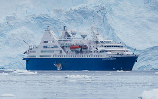 Quark Expeditions_Ocean Diamond_Exterior-polar-vessel.jpg