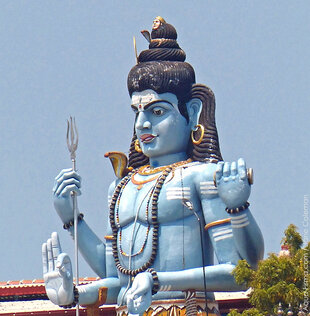 Koneswaram Hindu Temple on Swami Rock Trincomalee - photo by Jane Coleman