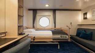 Polar Outside, Accessible Cabin