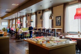 Breakfast Buffet, Coal Miners Cabins