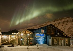 Basecamp Trapper's Hotel