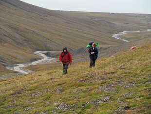 Hiking & Fossil Hunting, Svalbard