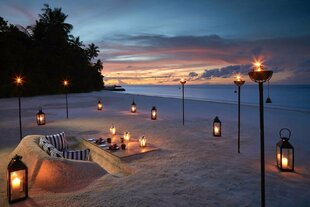 Beach Dining at the Firepit Restaurant