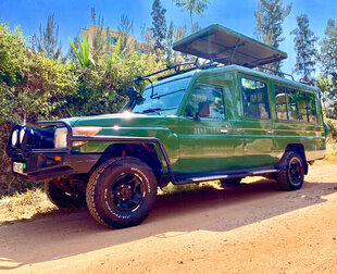 Aqua-Firma 4 Wheel Drive Toyota Land Cruiser Safari Vehicle