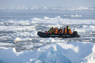 Zodiac Cruising - included activities on Le Commandant Charcot