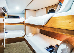 Nautilus Undersea - Triple Stateroom