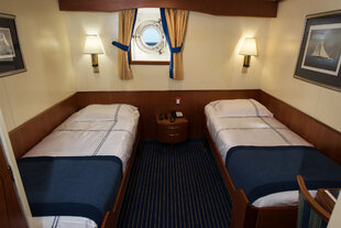 Lower Twin Cabin