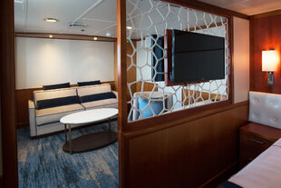 Suite Cabin