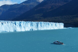 Perito Moreno Glacier Boat Trip
