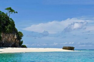 Sand surrounded islands of Papua