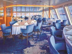 The Dining Room onboard Venture