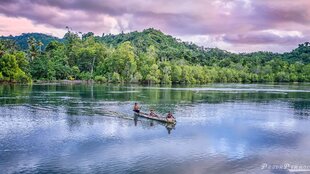 Canoeing among the Solomon Islands