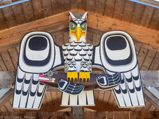 Kwakwakw'wakw Indigenous Totem