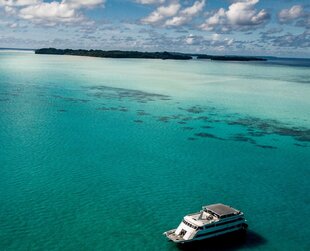 Dive Liveaboard in the Shallow Waters of Palau