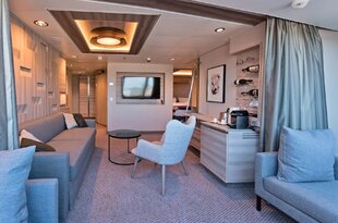 Roald Amundsen Large Suite With Balcony