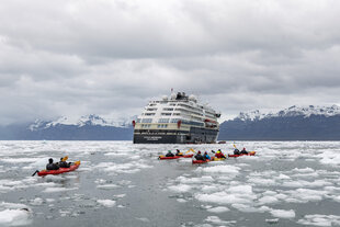 20250514-alaska-icybay-kayaksamundsen-tedgatlin-9352-39156004-photo-ted-gatlin.jpg