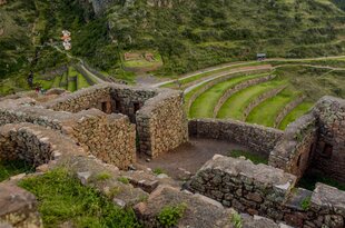 Peru-Lares-Trek-Upper-Sacred-Valley-Cusco-Machu-Picchu-Inca-inca-stone-wall-hut.jpeg